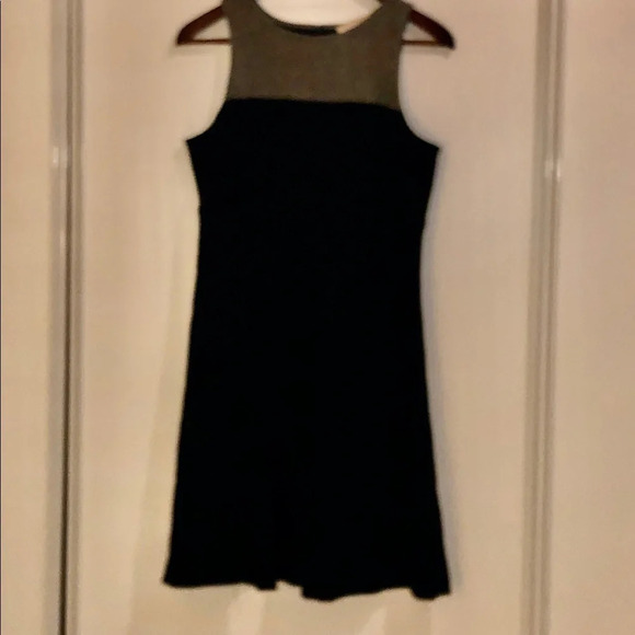 Anne Taylor LOFT - Fit and Flare Dress Mid length - Picture 4 of 7